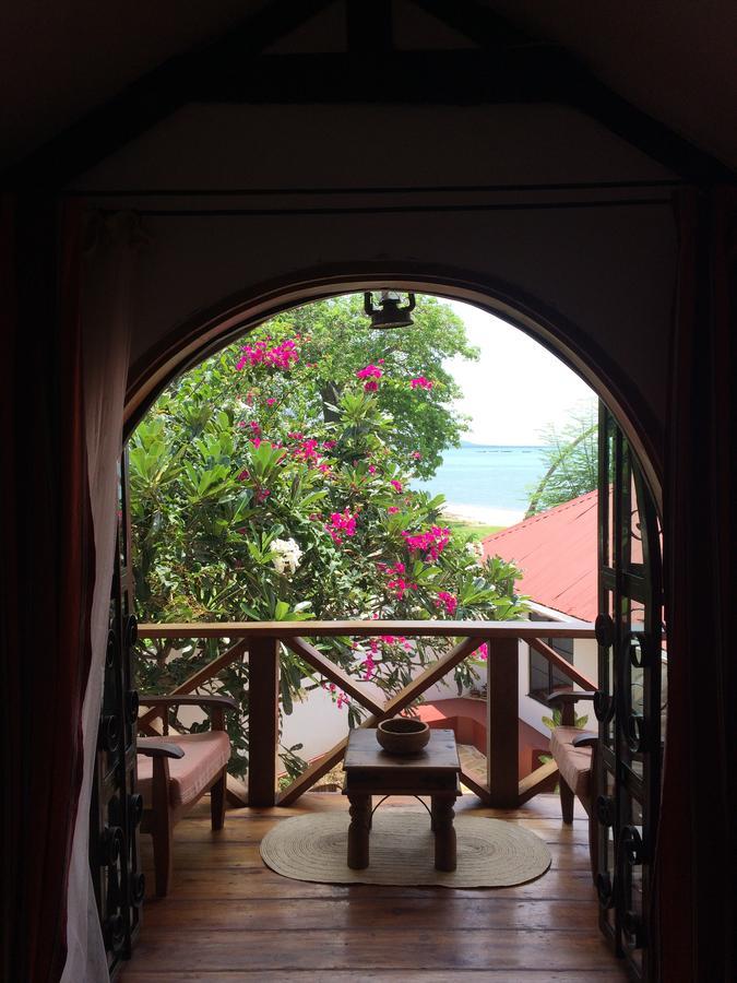 Villa Matalai Tanga Exterior photo