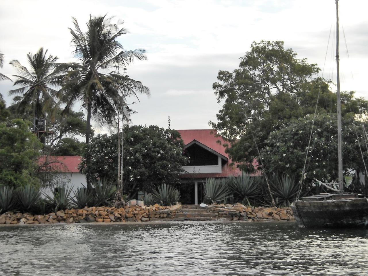 Villa Matalai Tanga Exterior photo